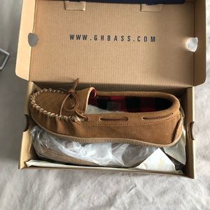 Base moccasins